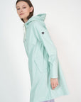 Nuavola Raincoat in Surf Spray