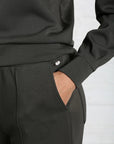 Wren Jogger in Khaki