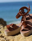 Anika Wedge