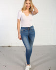 Ally Skinny Jeans in Mid Wash