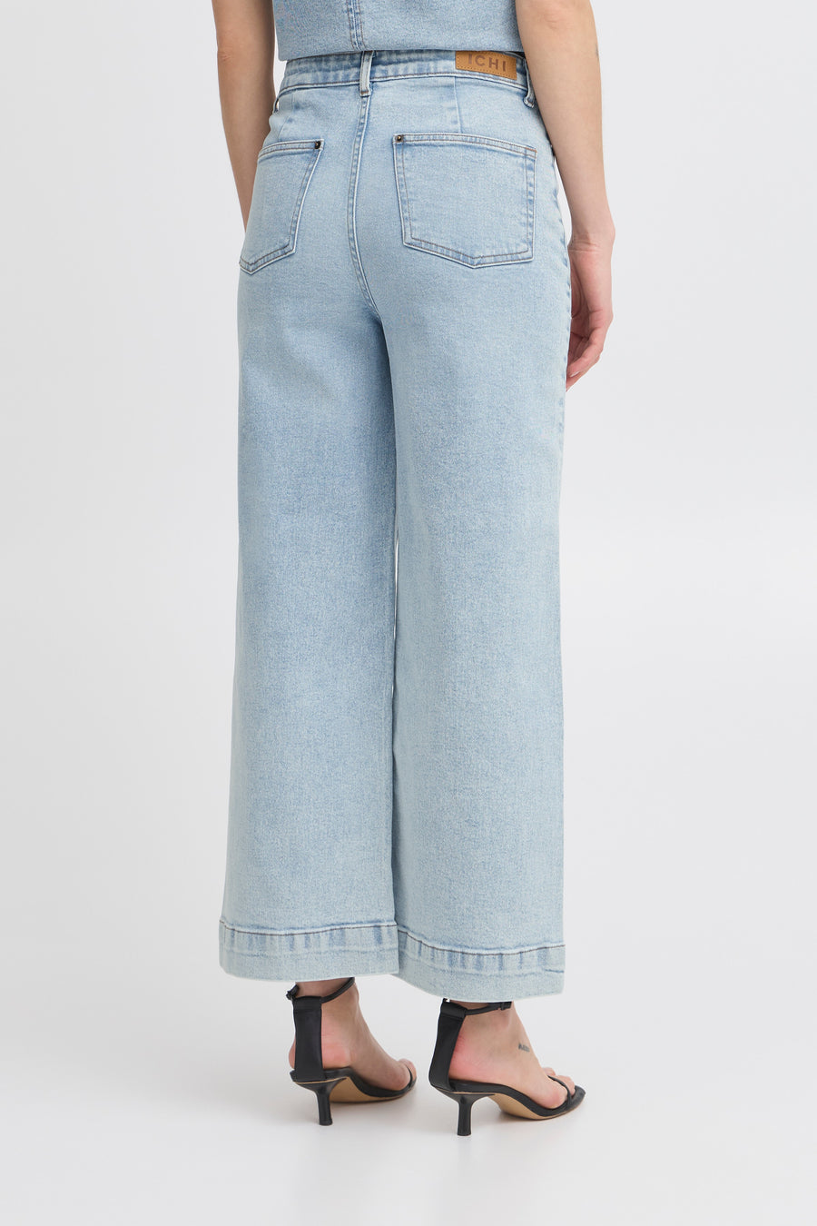 Armios Jeans in Light Blue