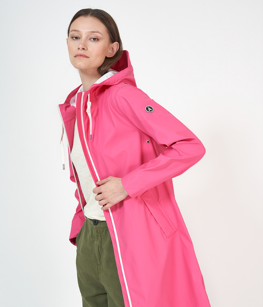 Nuavola Raincoat in Hot Pink