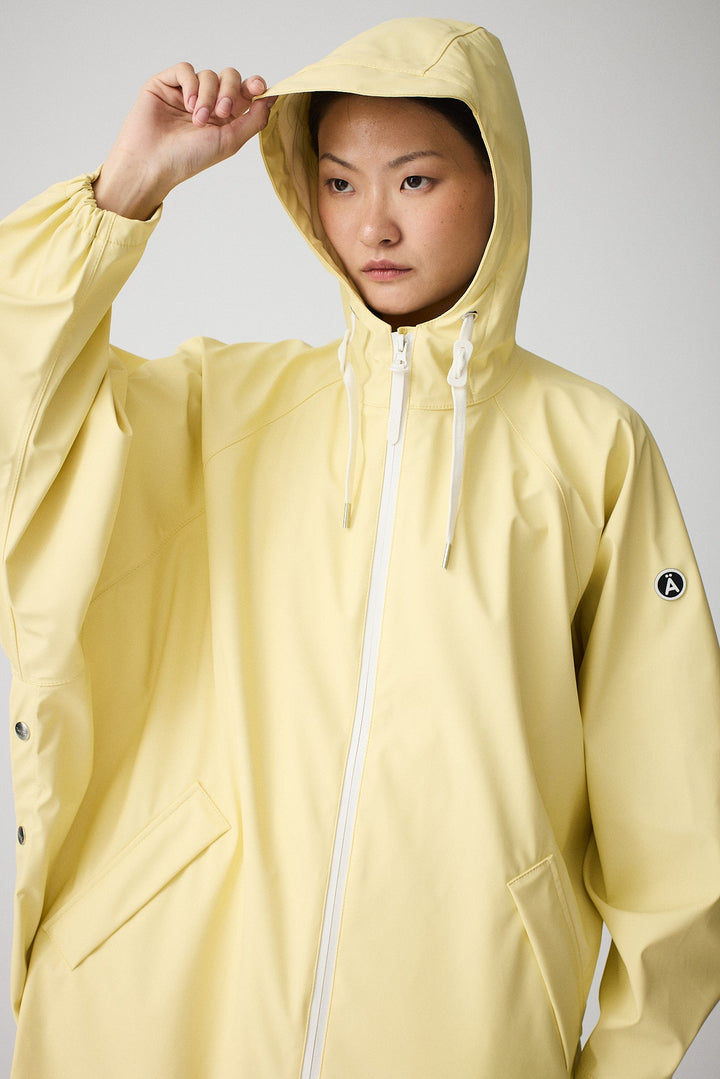 Sky Raincoat in Pale Banana