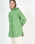 Nuage Raincoat in Turf Green