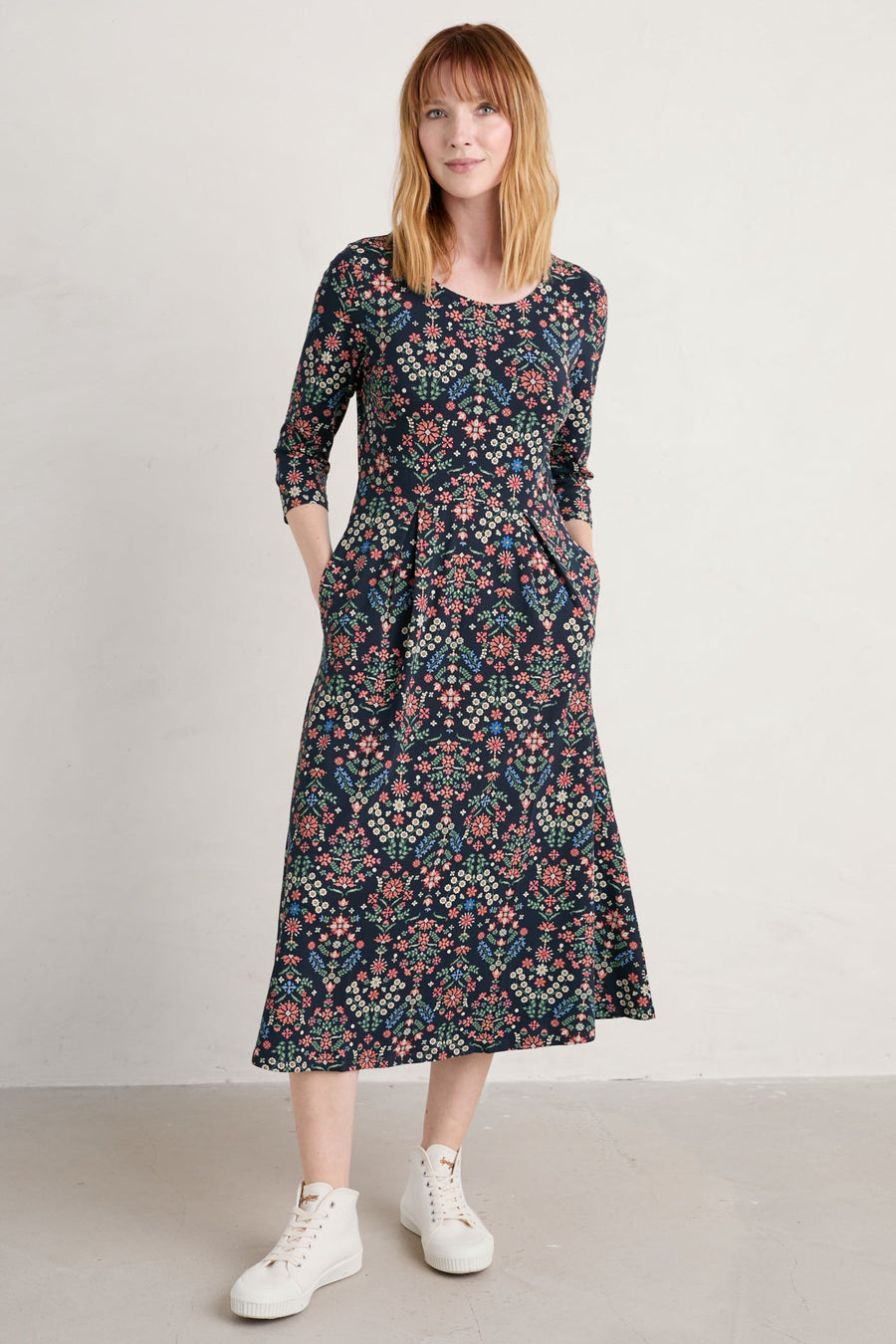 Veronica Dress in Shakers Floral Maritime