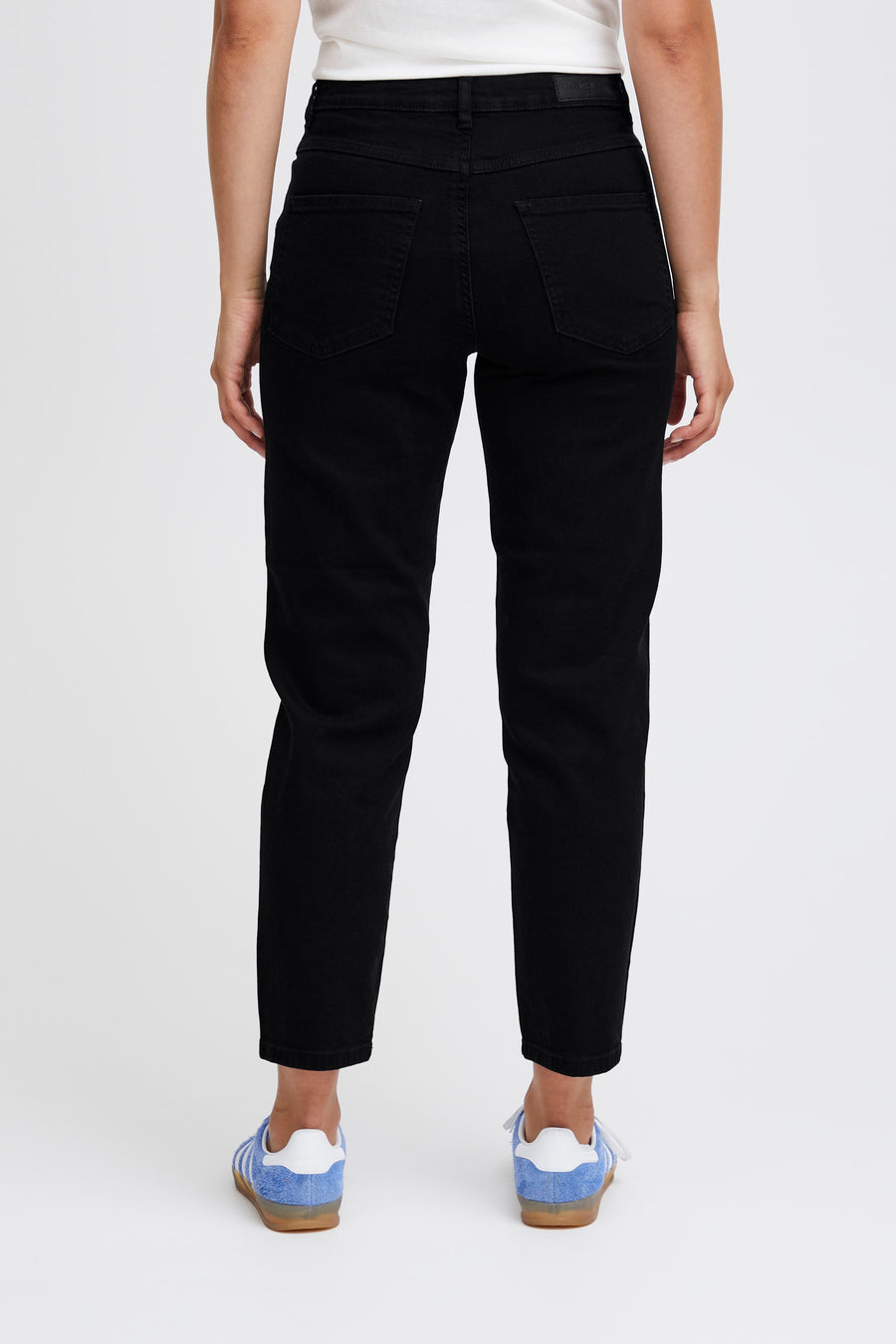 Twiggy Raven Jeans in Black