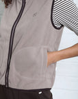 Tilly Borg Gilet in Taupe