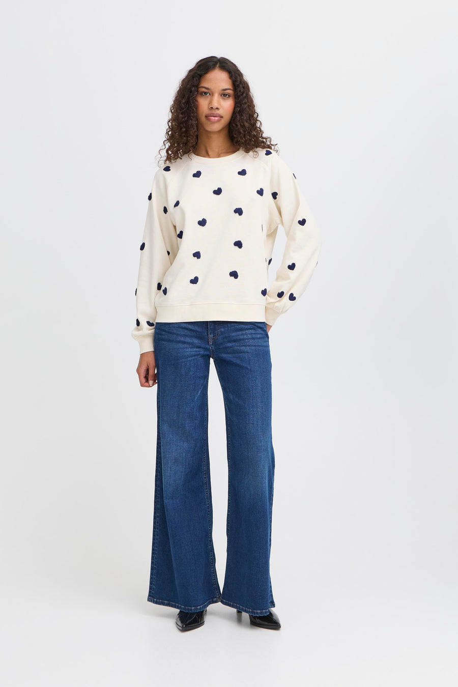 Kasura Sweater with Patriot Hearts