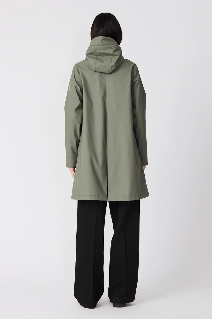 Nuovola Raincoat in Mulled Basil