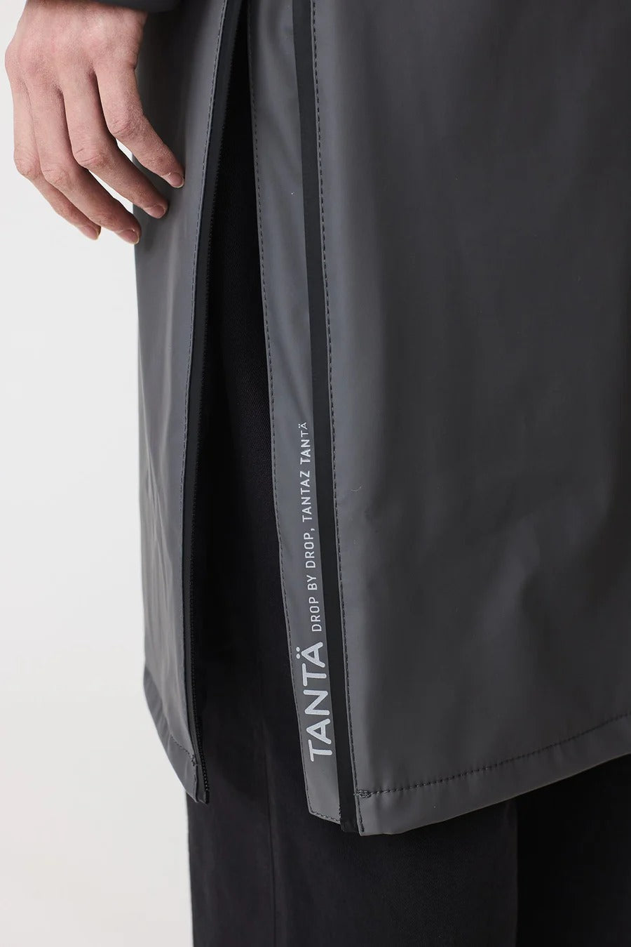 Tormenta Waterproof Coat in Magnet