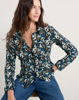 Larissa Shirt in Swooping Birds Onyx