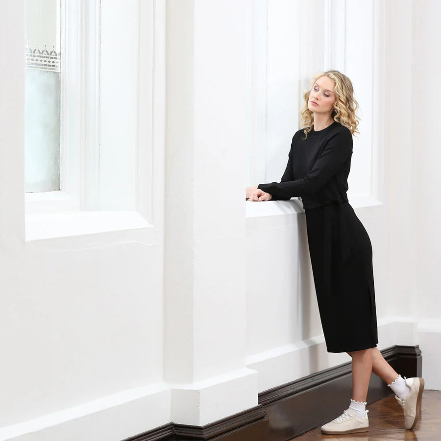 Relax & Renew Lynette Dress in Black