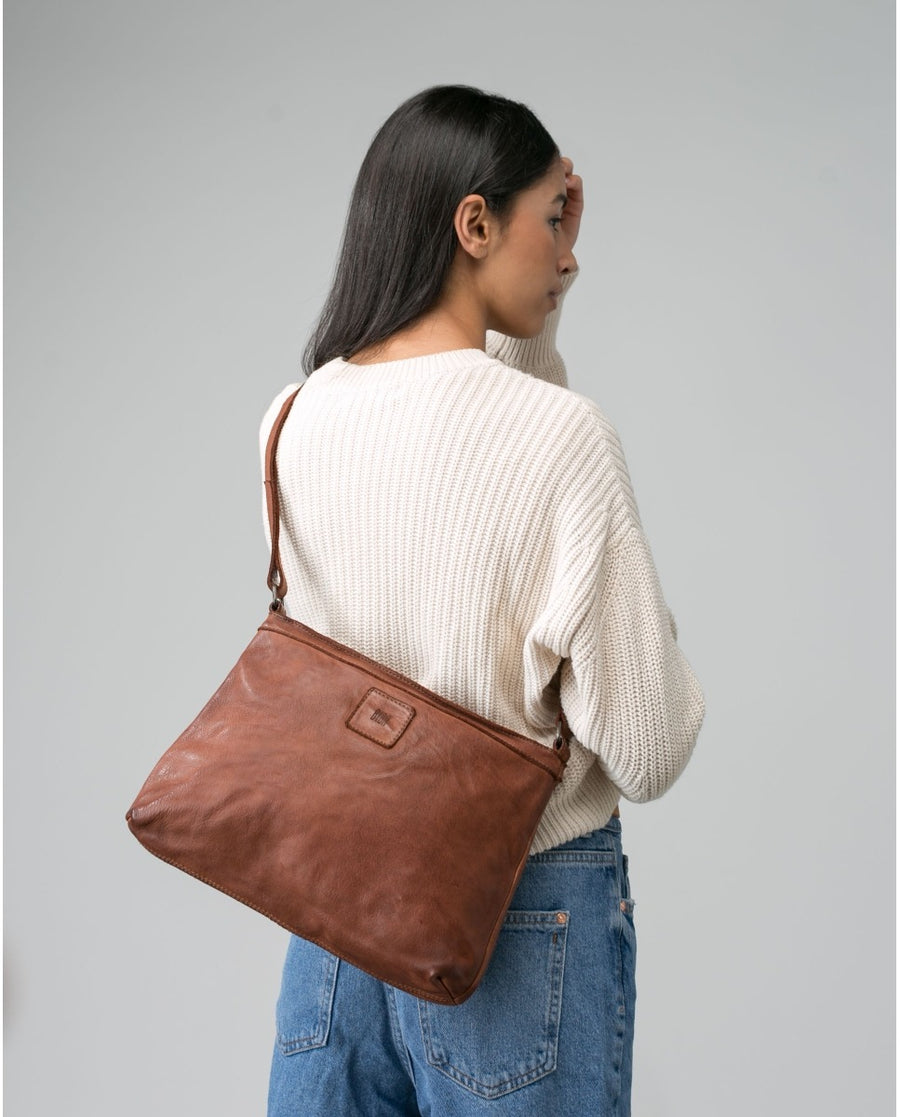 Leather Cross Bag Boston in Tan