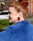 Cyndi Lauper in Tortoiseshell with Hot Pink Transparent.