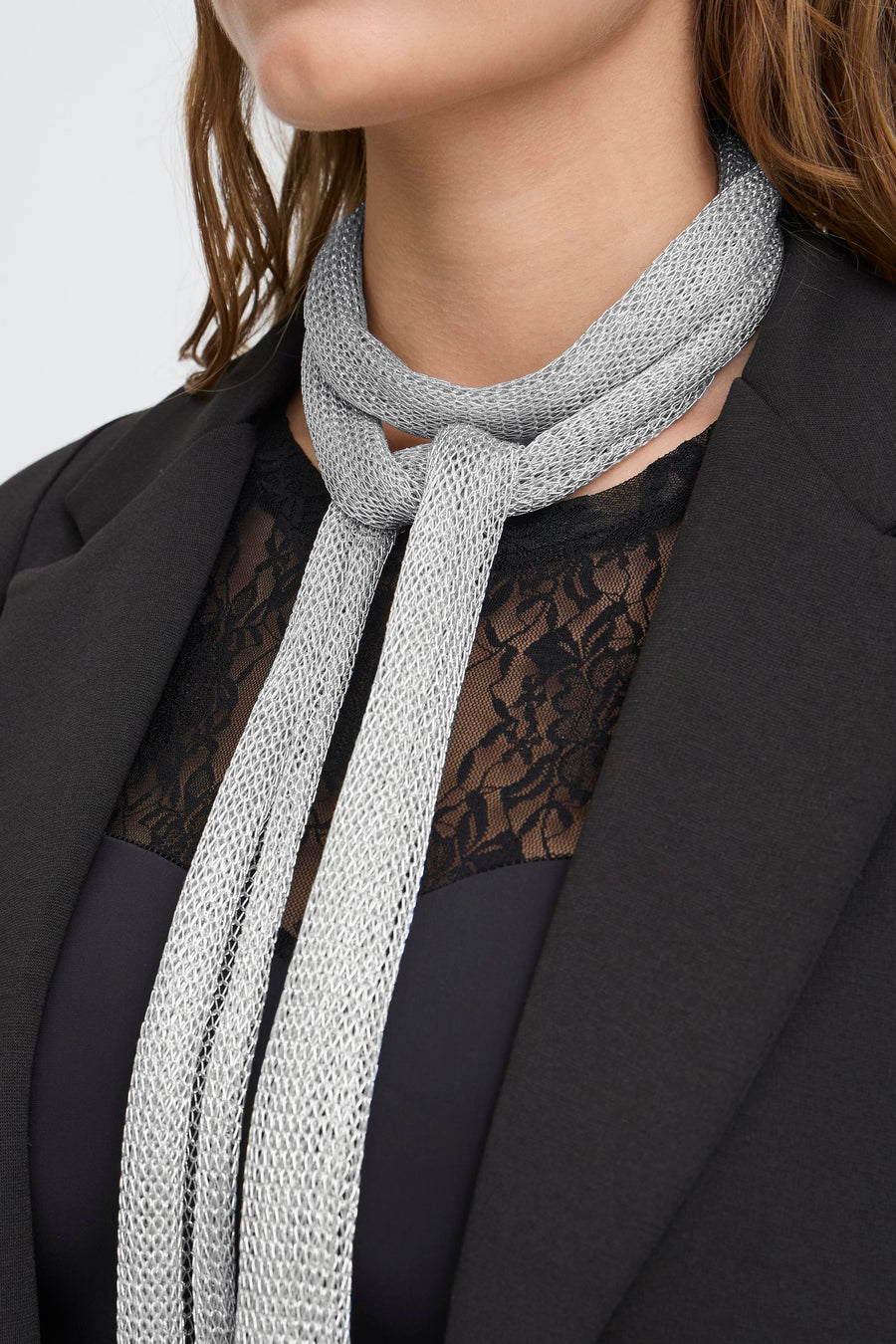Balou Scarf in Silver Mesh