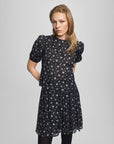 Nancy Top in Egret Flowers Pattern