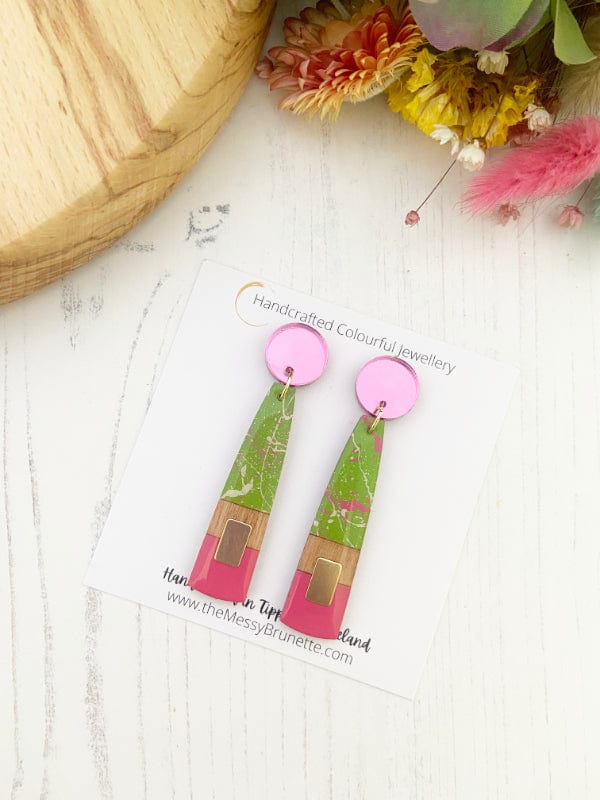 Longwood Bar Earrings in Green and Pink with Pink Studs