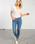Thia Cropped Jeans in Light Wash
